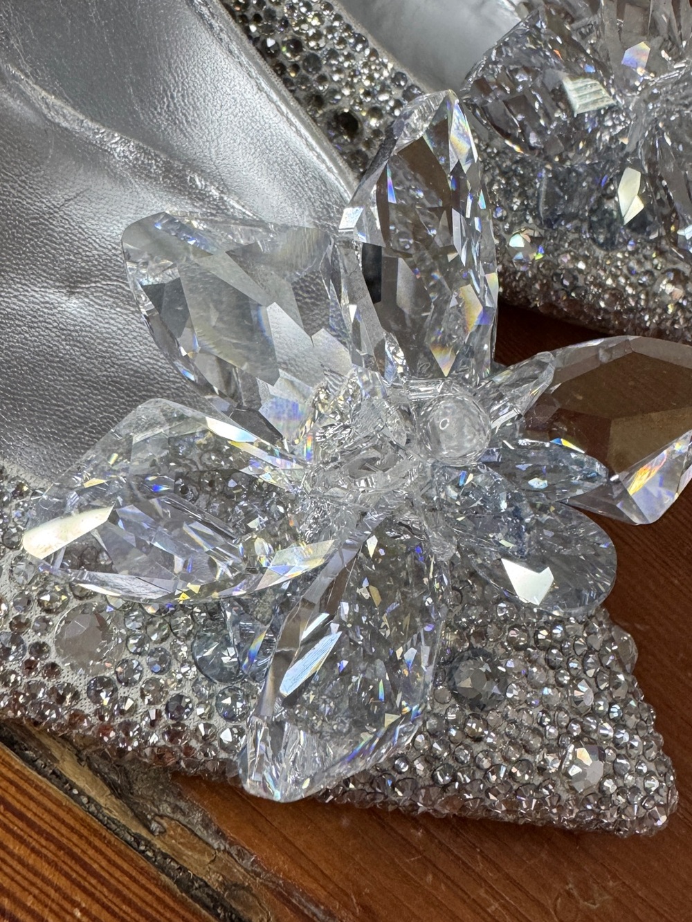 Jimmy Choo "Cinderella" Allure Crystal Covered Pointy Toe Pumps Heels 9 / 39 - Picture 8 of 15